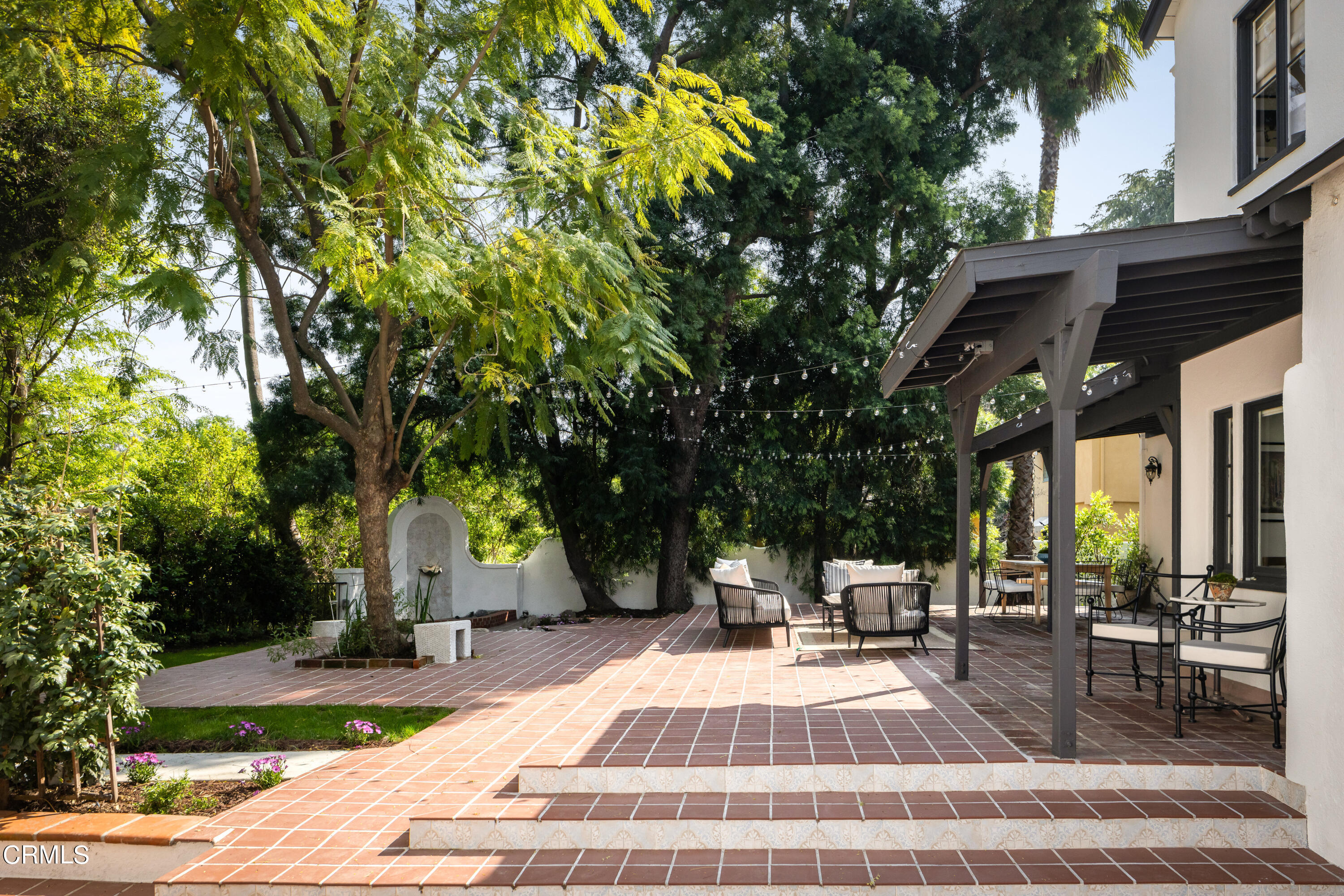 1086 Prospect Boulevard Pasadena, CA 91103 - Photo 15 of 42 17