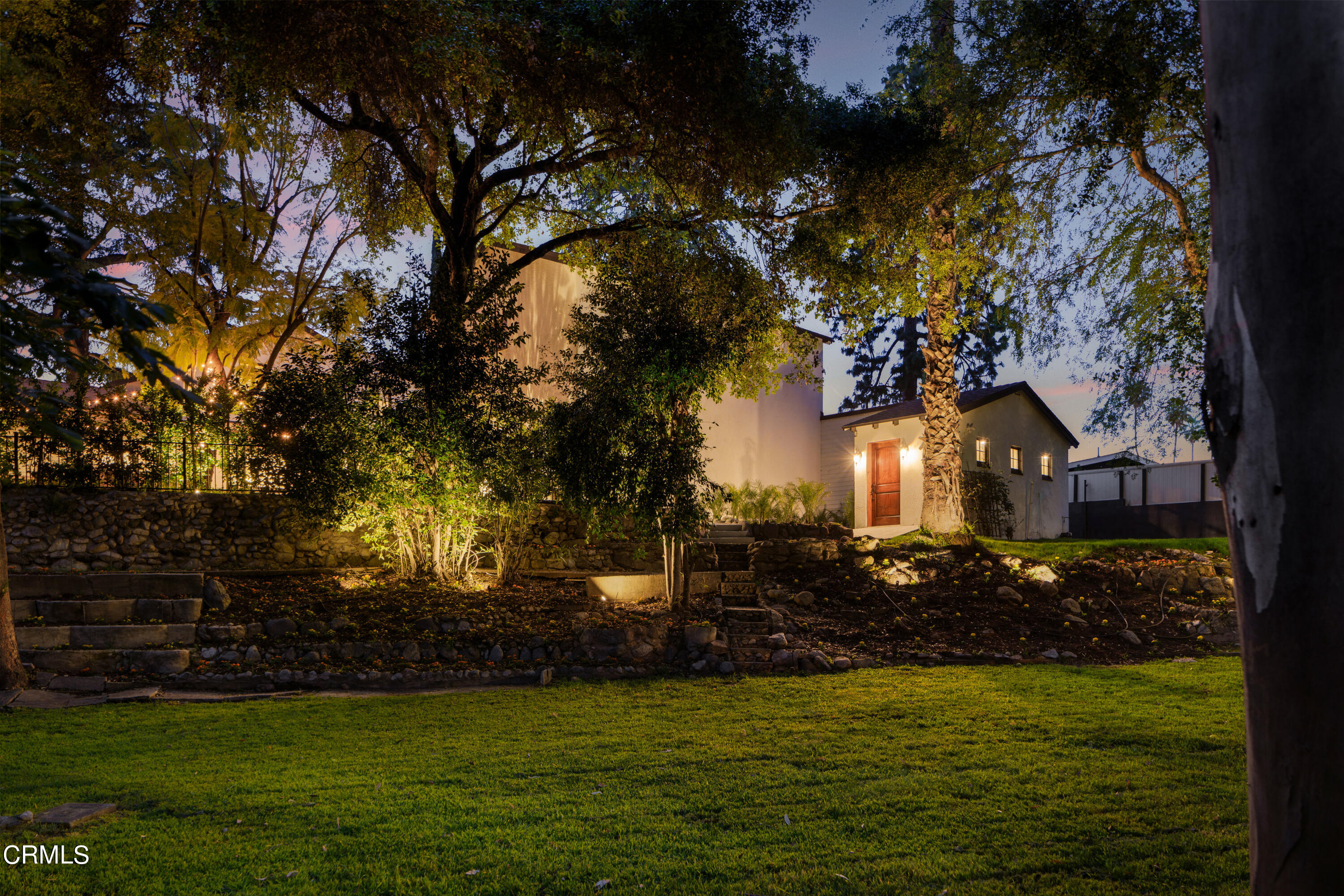 1086 Prospect Boulevard Pasadena, CA 91103 - Photo 42 of 42 44