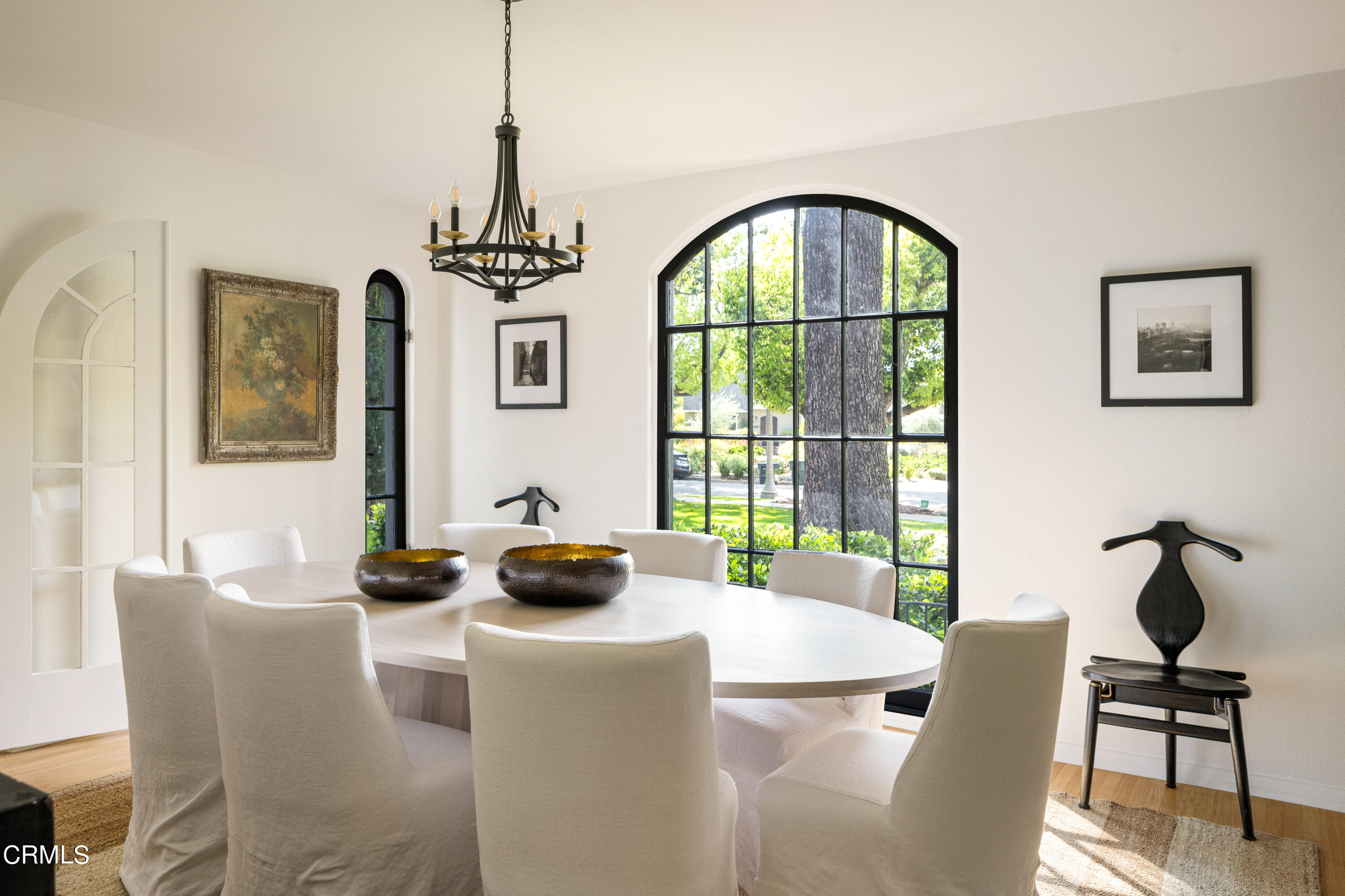 1086 Prospect Boulevard Pasadena, CA 91103 - Photo 9 of 42 10