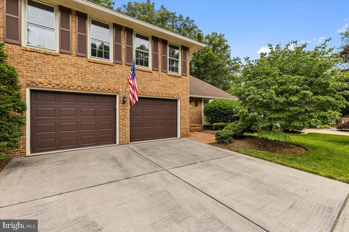 9119 Scott Street Springfield, VA 22153 - Photo 3 of 22 Gallery Image 3