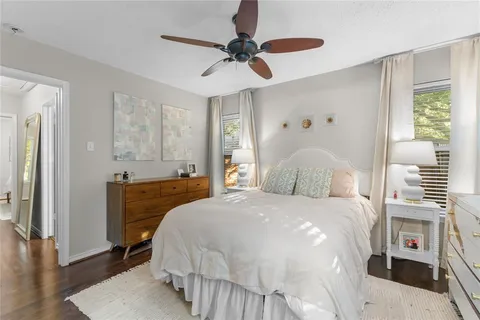 $555,000 | 11621 Tuscany Way, Dallas, TX 75218