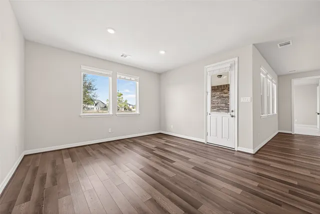 $484,900 | 444 Round Lake Drive, Rosenberg, TX 77469