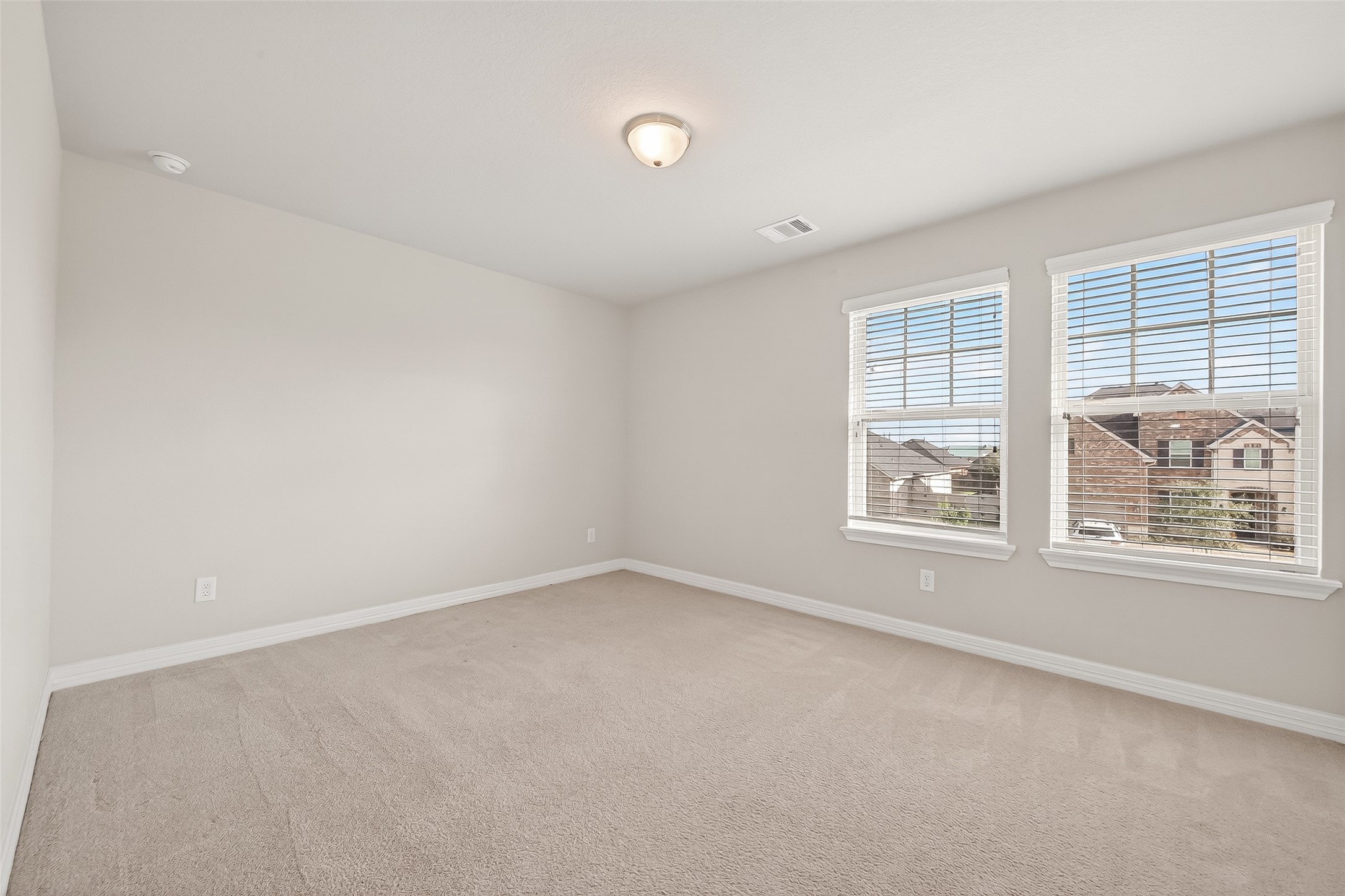 444 Round Lake Drive Rosenberg, TX 77469 - Photo 36 of 50 Upstairs Bedroom 3