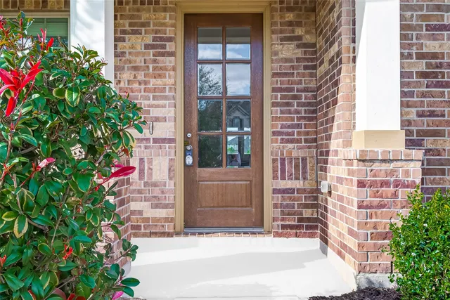 $484,900 | 444 Round Lake Drive, Rosenberg, TX 77469