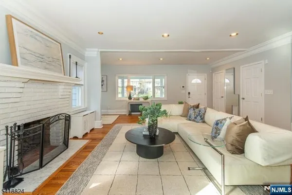 $799,000 | 20 Columbus Avenue, Montclair, NJ 07042
