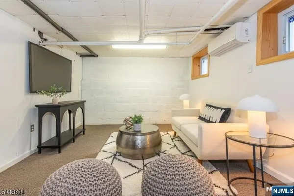 $799,000 | 20 Columbus Avenue, Montclair, NJ 07042