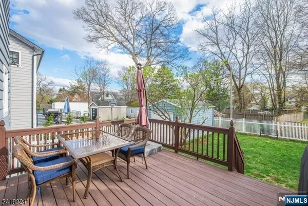 $799,000 | 20 Columbus Avenue, Montclair, NJ 07042