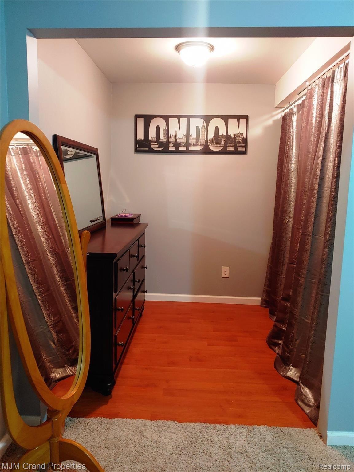 38915 Wade Road Romulus, MI 48174 - Photo 11 of 24 Master Bath Closet.jpg