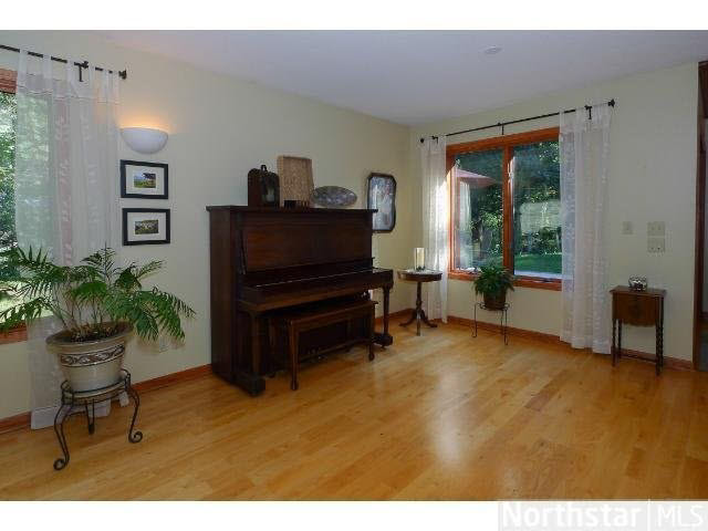 756 Summit Lane Hudson, WI 54016 - Photo 11 of 18 Gallery Image 11