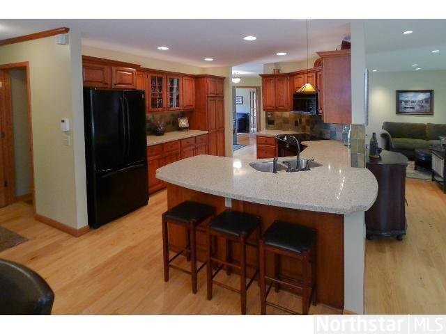 756 Summit Lane Hudson, WI 54016 - Photo 7 of 18 Gallery Image 7