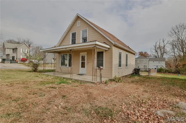 $74,000 | 247 North Broad Street, Hillsboro, IL 62049