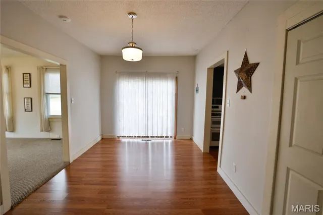 $74,000 | 247 North Broad Street, Hillsboro, IL 62049