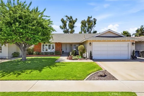 $1,425,000 | 16805 Mt Eden Street, Fountain Valley, CA 92708