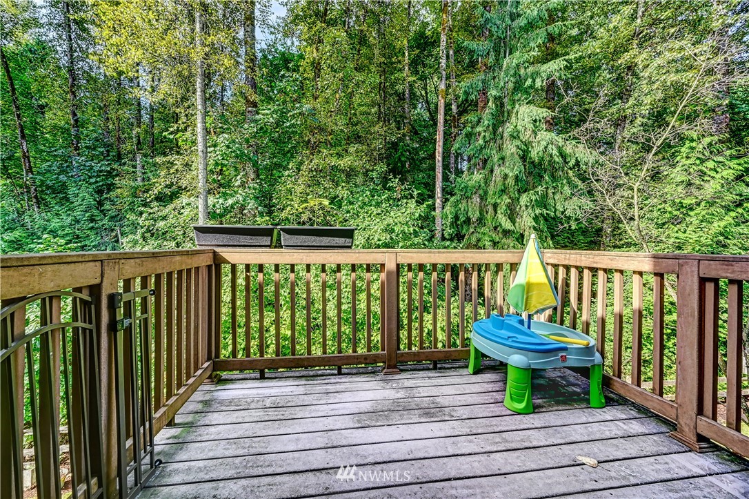21334 11th Drive Southeast Bothell, WA 98021 - Photo 25 of 29 a view of a two chairs in the balcony