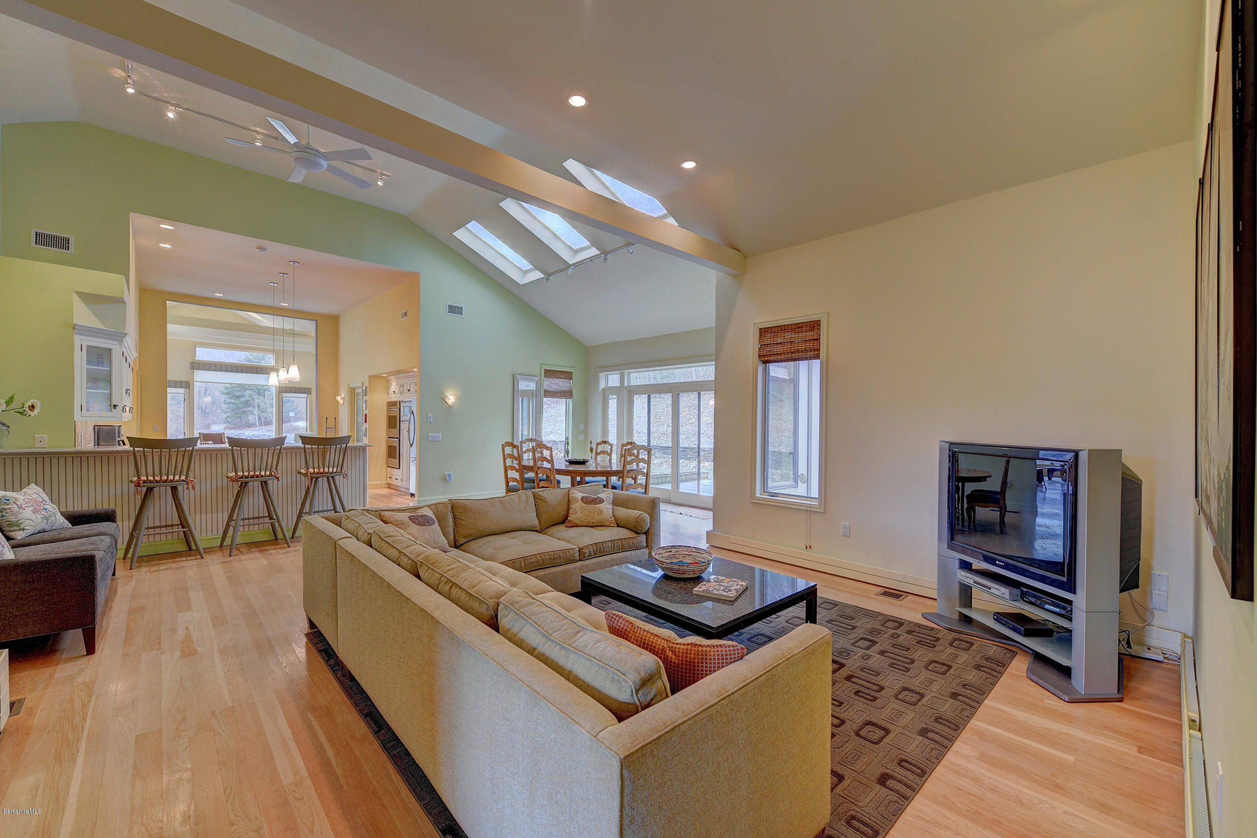 5 Woodruff Road West Stockbridge, MA 01266 - Photo 22 of 42 living room