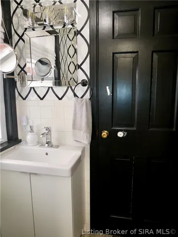 $1,800 | 4146 Highway 56, Hanover, IN 47243