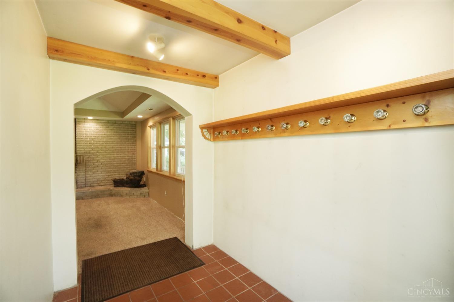 9461 Ferry Road Waynesville, OH 45068 - Photo 4 of 50