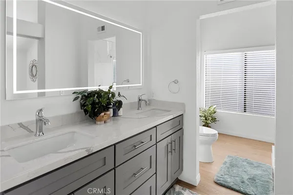 $4,900 | 11 Hunter, Irvine, CA 92620