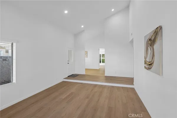 $4,900 | 11 Hunter, Irvine, CA 92620