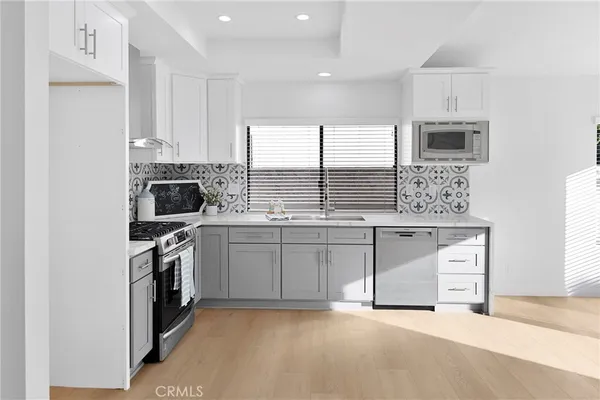 $4,900 | 11 Hunter, Irvine, CA 92620