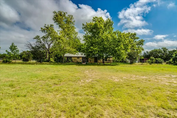 $475,000 | 106 Tl Wilson Lane, Bertram, TX 78605