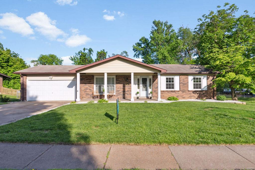 812 Ruth Drive St. Charles, MO 63301 - Photo 1 of 42 Gallery Image 1