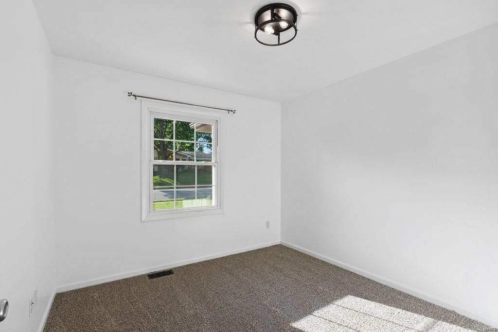 812 Ruth Drive St. Charles, MO 63301 - Photo 31 of 42 Gallery Image 31