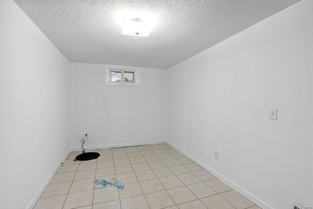 812 Ruth Drive St. Charles, MO 63301 - Photo 32 of 42 Gallery Image 32