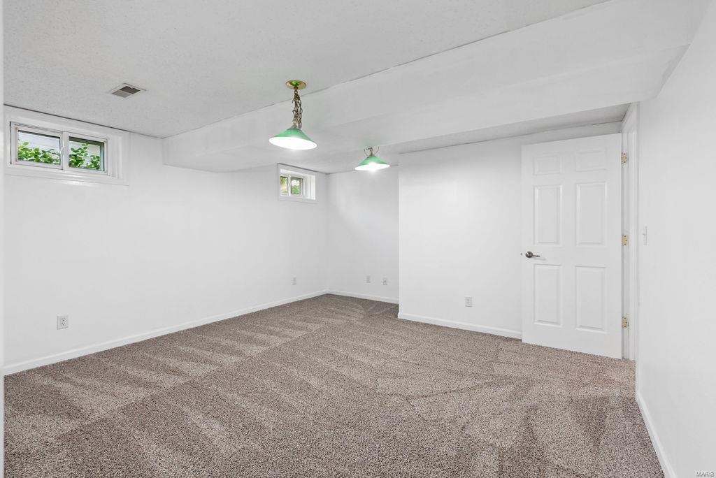 812 Ruth Drive St. Charles, MO 63301 - Photo 34 of 42 Gallery Image 34