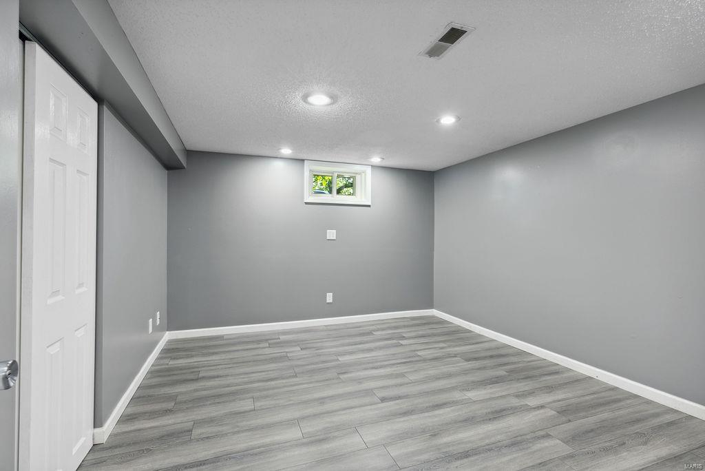 812 Ruth Drive St. Charles, MO 63301 - Photo 36 of 42 Gallery Image 36