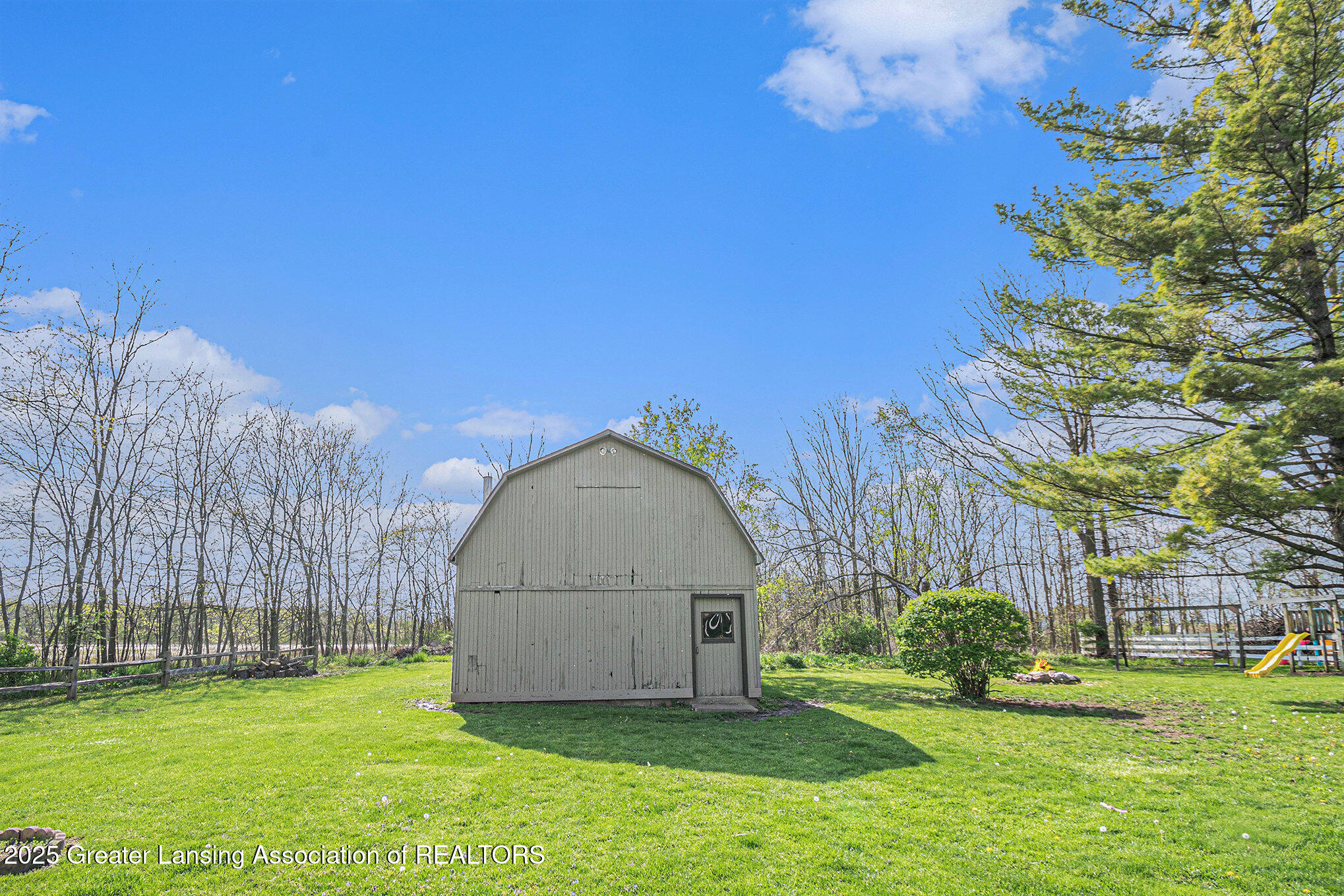 12883 Oneida Road Grand Ledge, MI 48837 - Photo 23 of 29 026__ndp4718_420