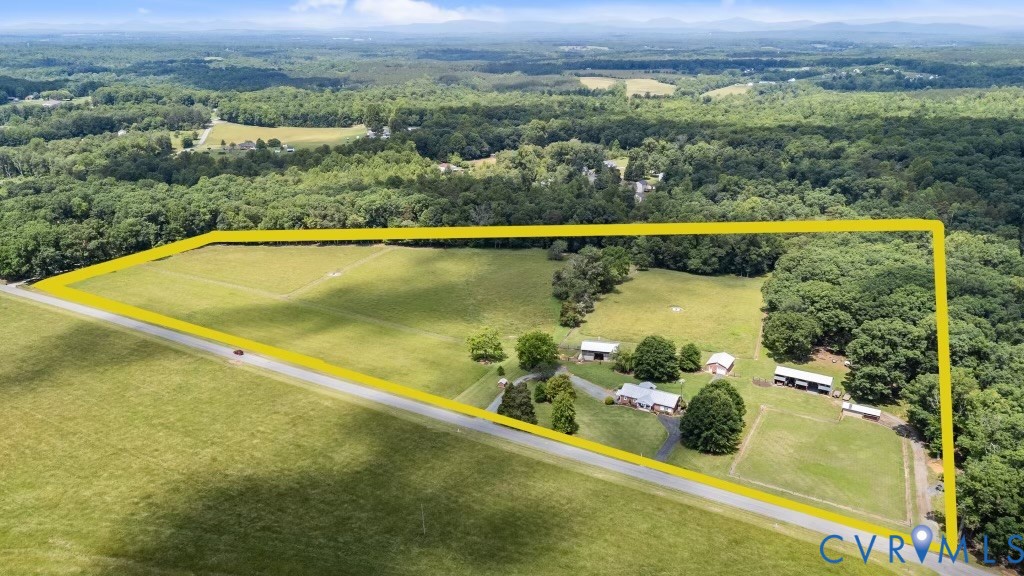 725 Transco Road Scottsville, VA 24590 - Photo 2 of 46