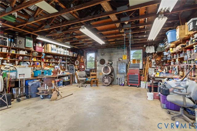 a view of a car park in front of house