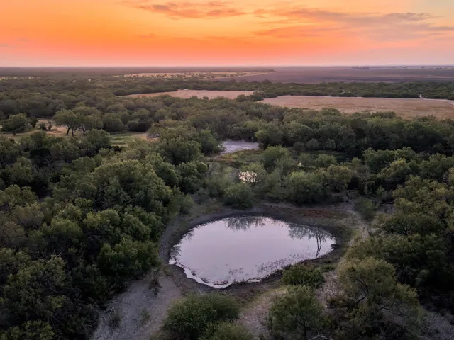 $2,795,000 | 1986 La Pryor Tx 78872, La Pryor, TX 78872