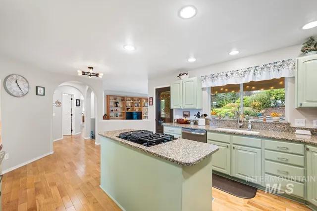 $565,000 | 658 Conestoga Drive, Moscow, ID 83843