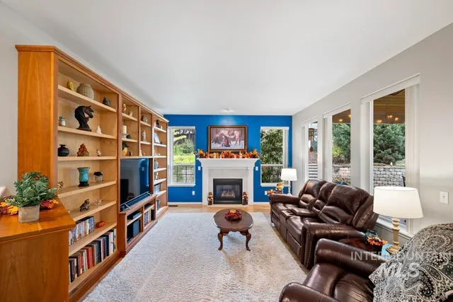 $565,000 | 658 Conestoga Drive, Moscow, ID 83843