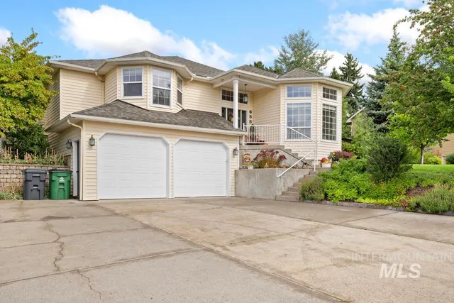 $565,000 | 658 Conestoga Drive, Moscow, ID 83843