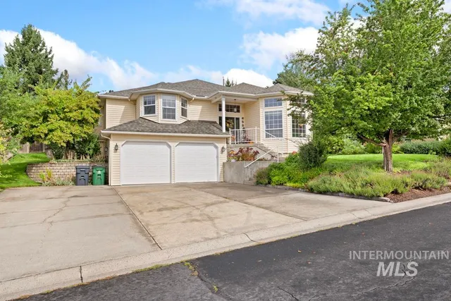 $565,000 | 658 Conestoga Drive, Moscow, ID 83843