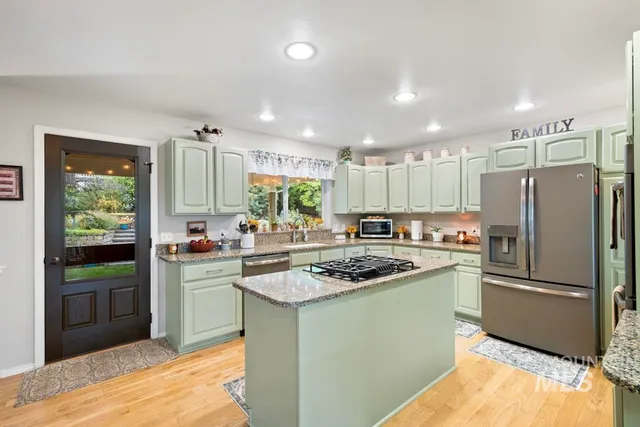 $565,000 | 658 Conestoga Drive, Moscow, ID 83843