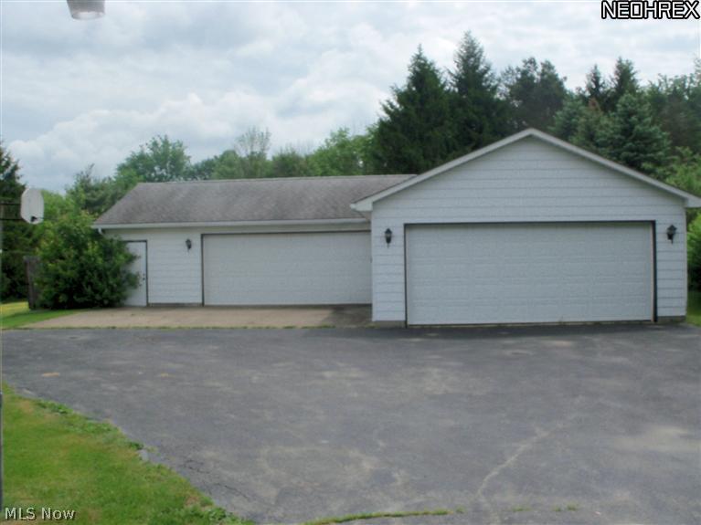 9789 New Buffalo Road Canfield, OH 44406 - Photo 4 of 17 Gallery Image 4