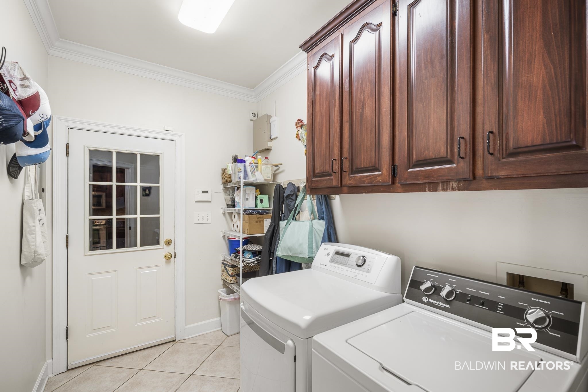 402 Potters Mills Road Daphne, AL 36526 - Photo 14 of 45 Laundry room