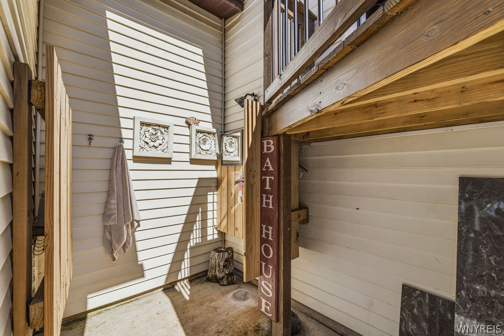 3089 Creek Road Porter, NY 14174 - Photo 5 of 33 Outdoor shower