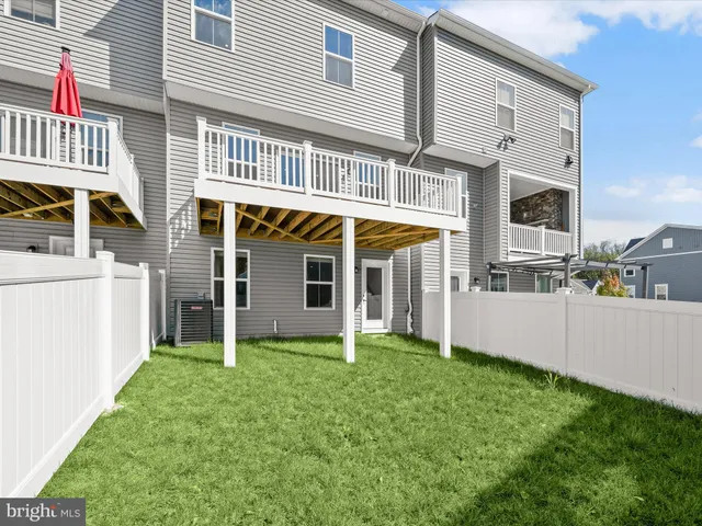 $3,650 | 7840 Blackbriar Way, Laurel, MD 20723