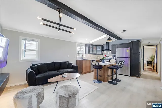 $149,999 | 190 West 24th Street, Bayonne, NJ 07002