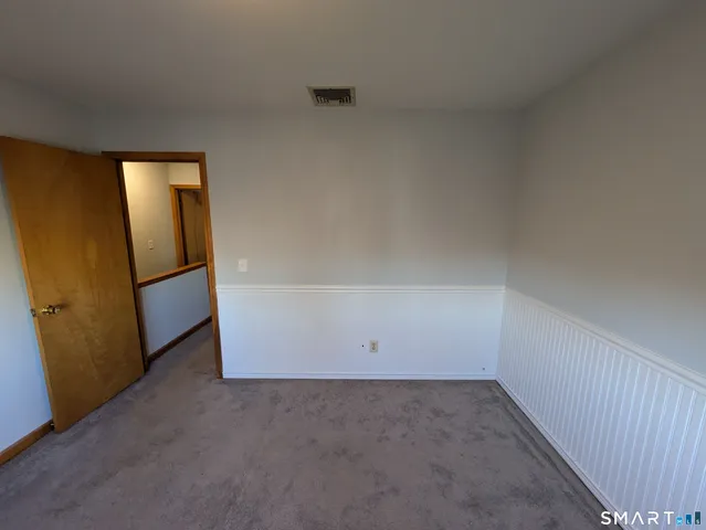 $2,000 | 998 Campbell Avenue, West Haven, CT 06516