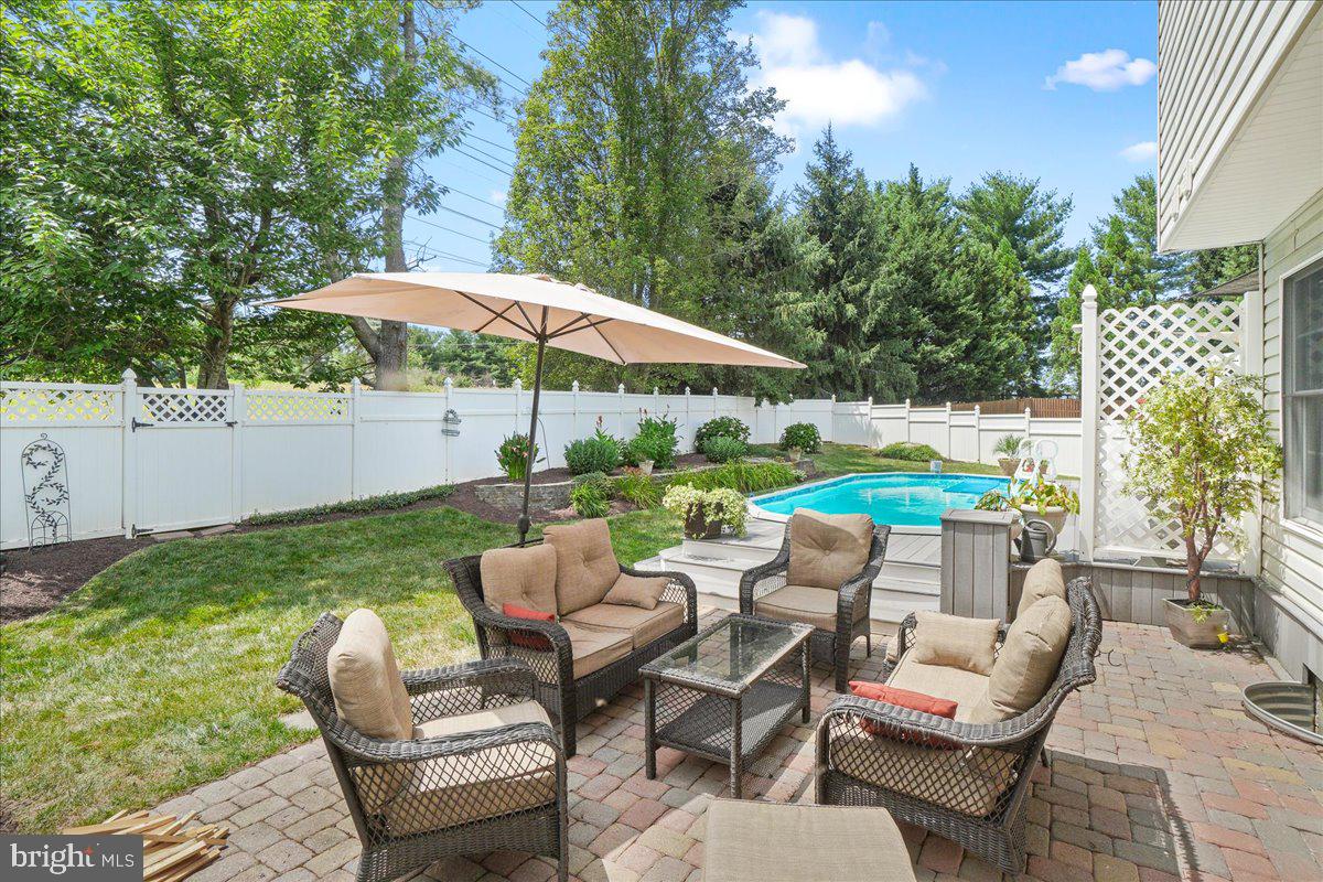 11925 Riding Loop Terrace North Potomac, MD 20878 - Photo 43 of 54 Patio