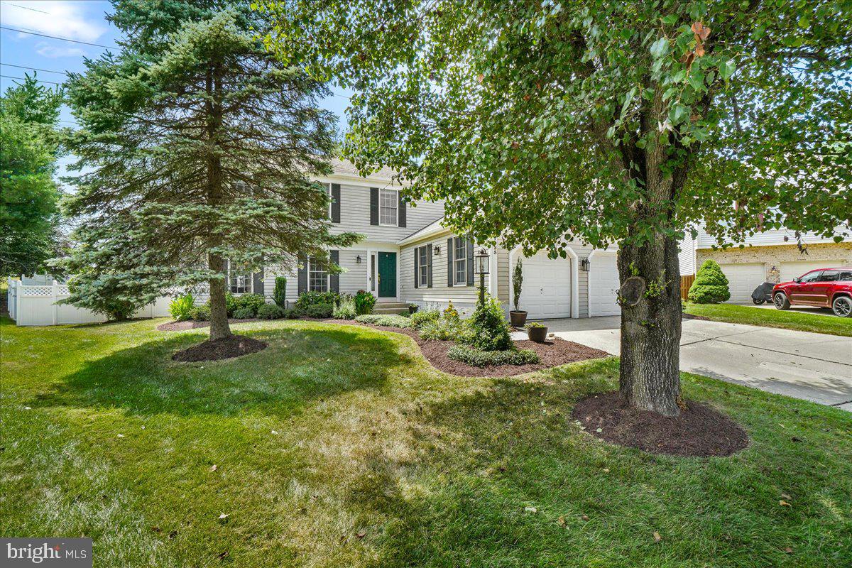 11925 Riding Loop Terrace North Potomac, MD 20878 - Photo 47 of 54 Front yard