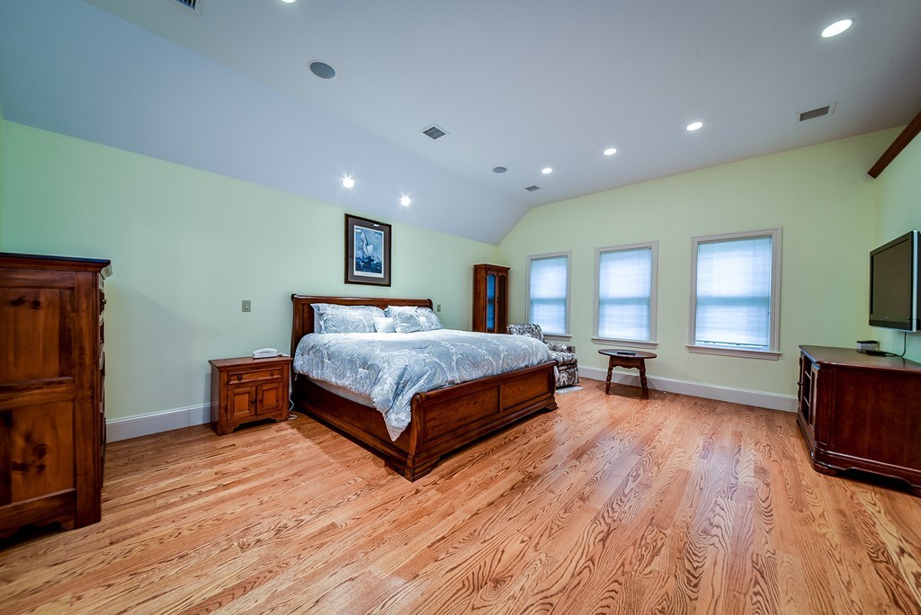 8 Keane Road Natick, MA 01760 - Photo 19 of 30 Gallery Image 19