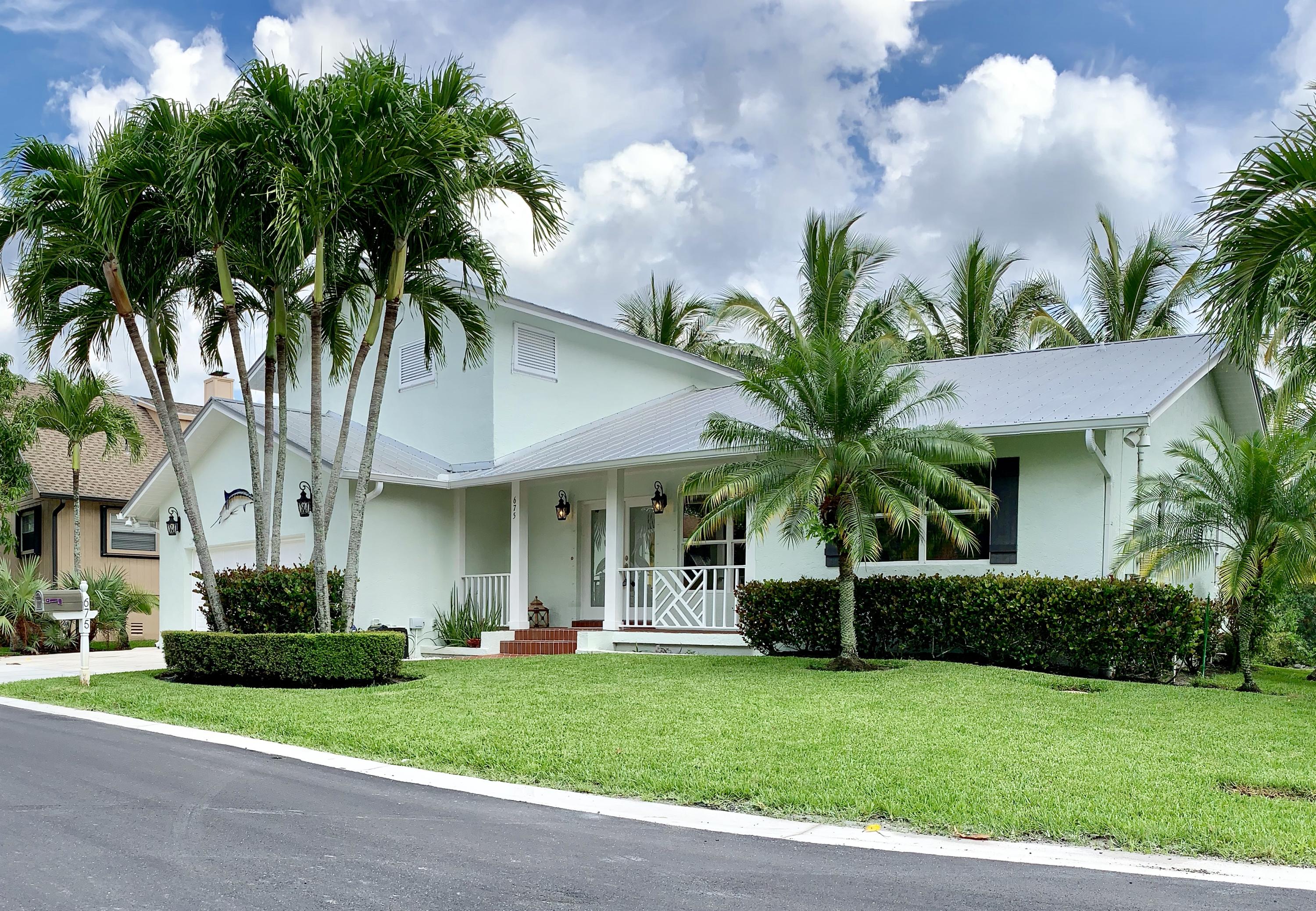 675 Southwest Salerno Road Stuart, FL 34997 - Photo 3 of 19 IMG_0119 (1)
