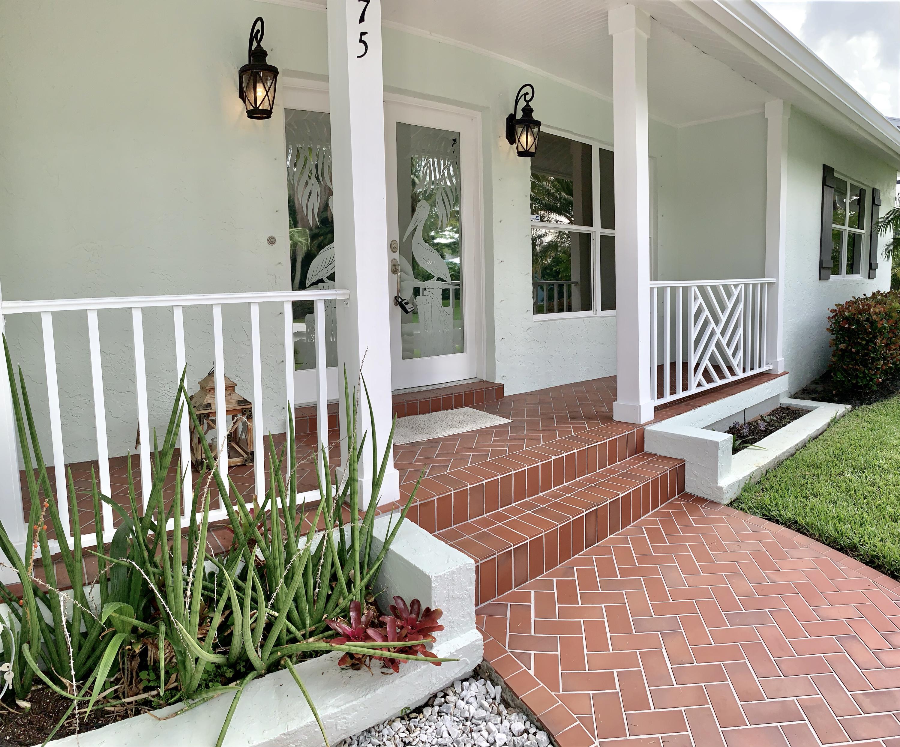 675 Southwest Salerno Road Stuart, FL 34997 - Photo 7 of 19 IMG_0121 (1)